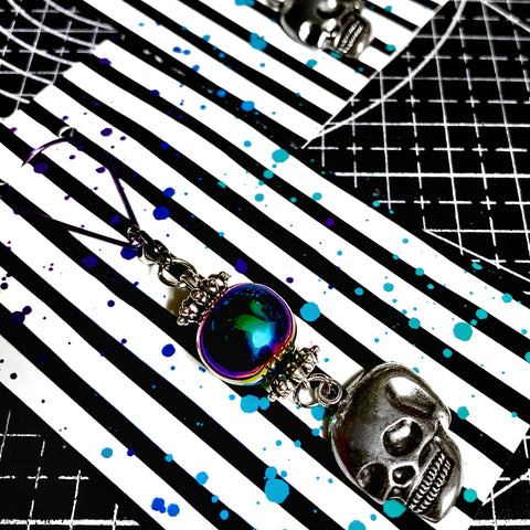 FREAKSHOW CLIP AND CHARM